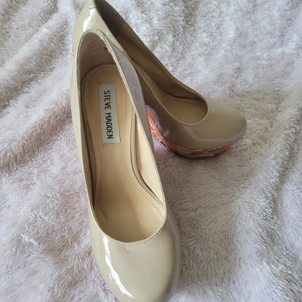 Steven Madden wedges